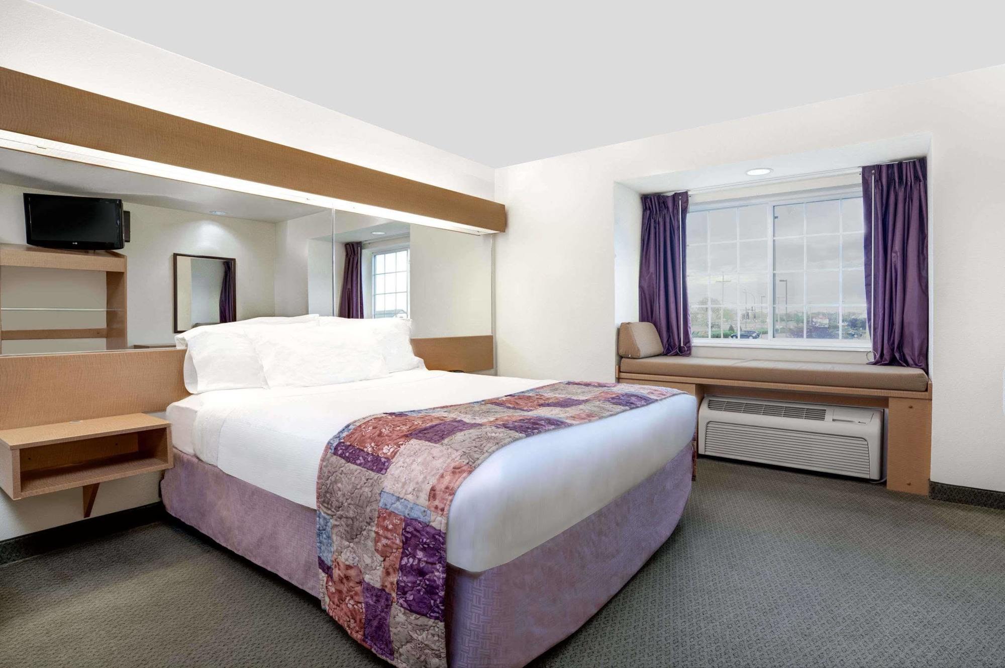 Microtel Inn & Suites By Wyndham Манкейто Экстерьер фото